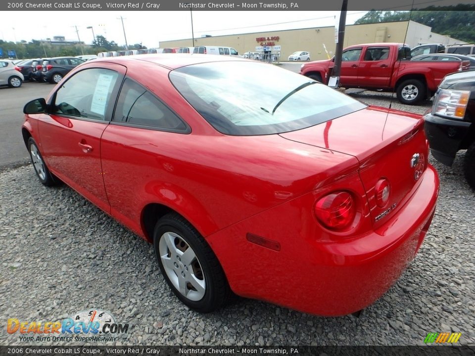 2006 Chevrolet Cobalt LS Coupe Victory Red / Gray Photo #2