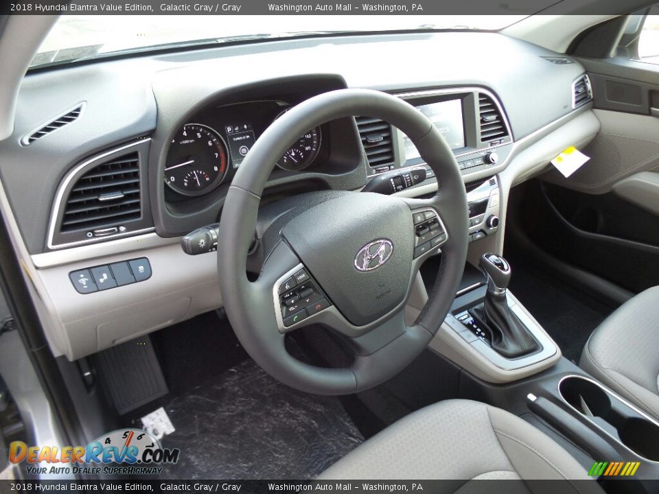Gray Interior - 2018 Hyundai Elantra Value Edition Photo #9