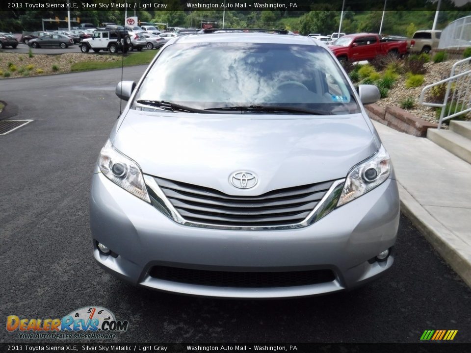 2013 Toyota Sienna XLE Silver Sky Metallic / Light Gray Photo #5
