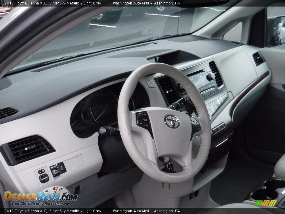 2013 Toyota Sienna XLE Silver Sky Metallic / Light Gray Photo #11