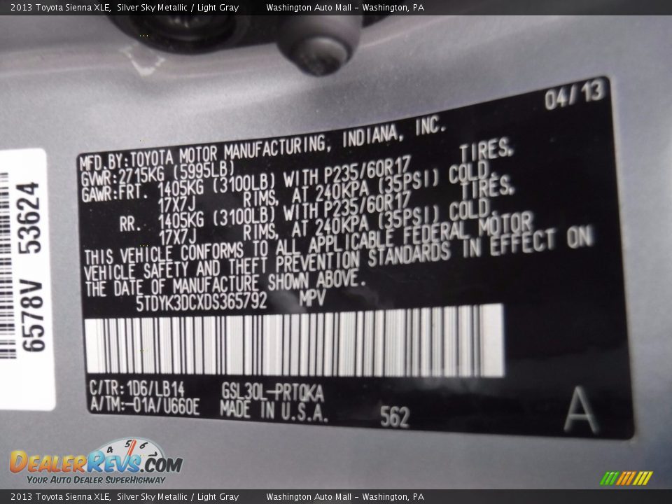 2013 Toyota Sienna XLE Silver Sky Metallic / Light Gray Photo #24