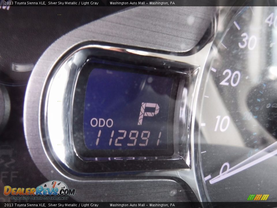 2013 Toyota Sienna XLE Silver Sky Metallic / Light Gray Photo #25