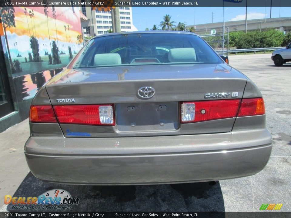 2001 Toyota Camry LE Cashmere Beige Metallic / Gray Photo #8