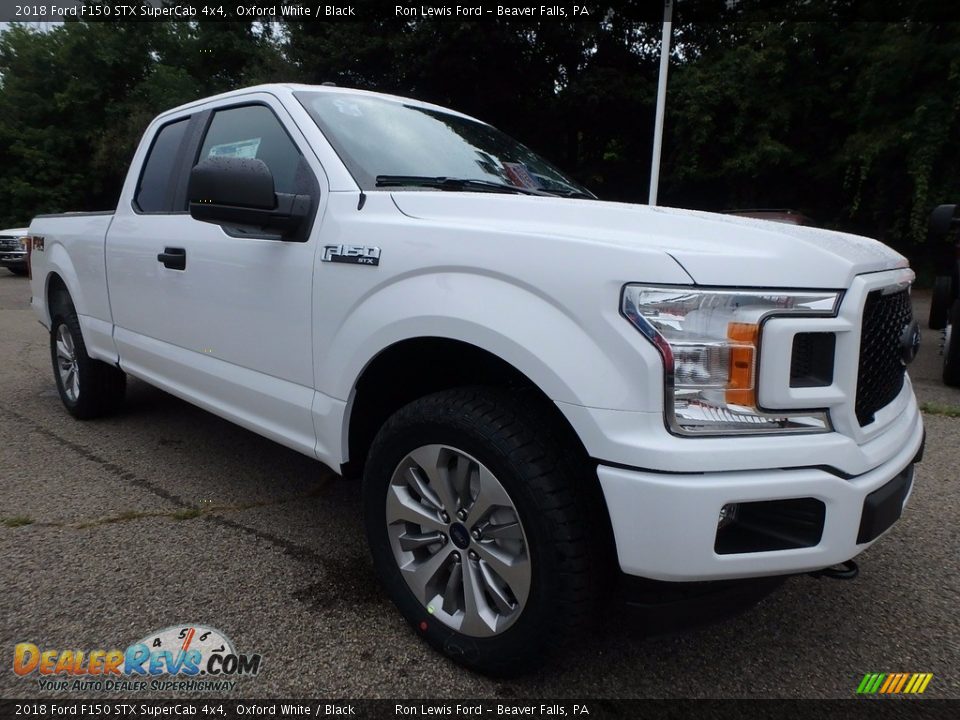 Front 3/4 View of 2018 Ford F150 STX SuperCab 4x4 Photo #8