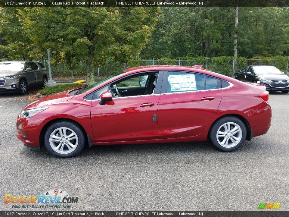 2017 Chevrolet Cruze LT Cajun Red Tintcoat / Jet Black Photo #4