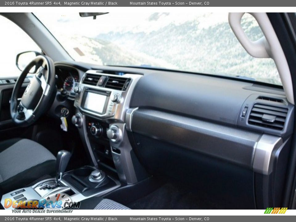 2016 Toyota 4Runner SR5 4x4 Magnetic Gray Metallic / Black Photo #16