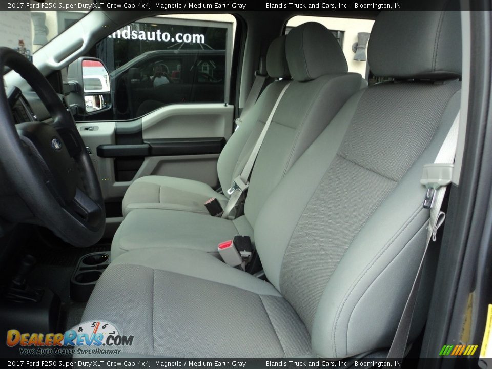 2017 Ford F250 Super Duty XLT Crew Cab 4x4 Magnetic / Medium Earth Gray Photo #8