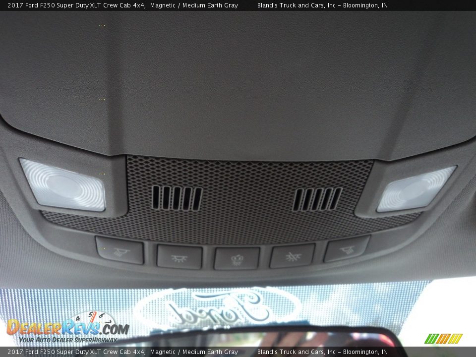 2017 Ford F250 Super Duty XLT Crew Cab 4x4 Magnetic / Medium Earth Gray Photo #26