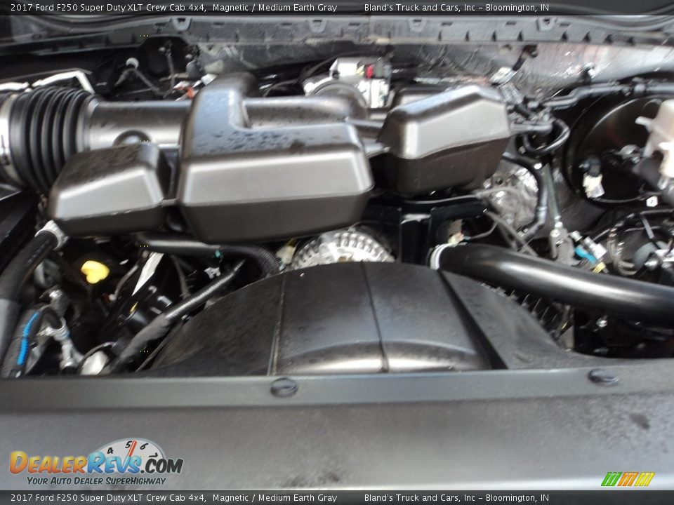 2017 Ford F250 Super Duty XLT Crew Cab 4x4 Magnetic / Medium Earth Gray Photo #35