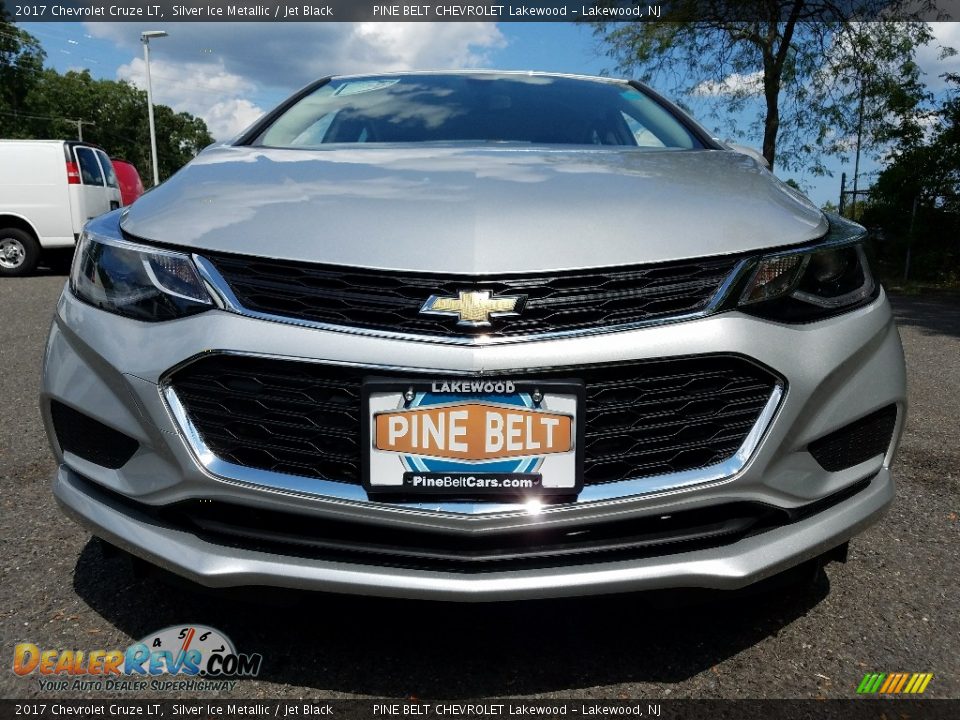 2017 Chevrolet Cruze LT Silver Ice Metallic / Jet Black Photo #2