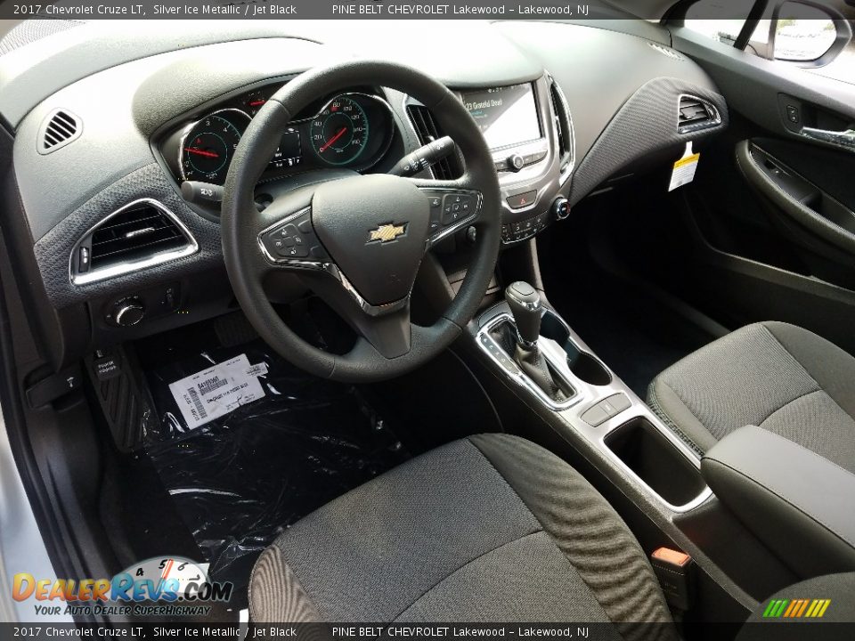 2017 Chevrolet Cruze LT Silver Ice Metallic / Jet Black Photo #7