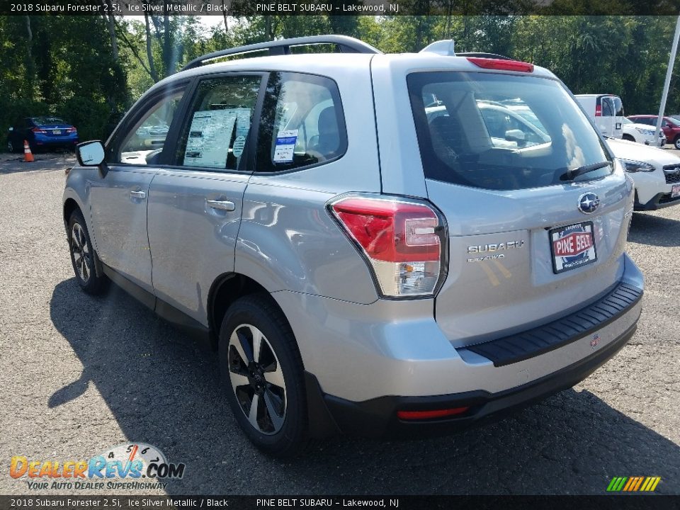 2018 Subaru Forester 2.5i Ice Silver Metallic / Black Photo #4
