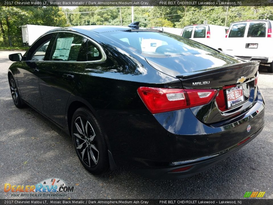 2017 Chevrolet Malibu LT Mosaic Black Metallic / Dark Atmosphere/Medium Ash Gray Photo #4