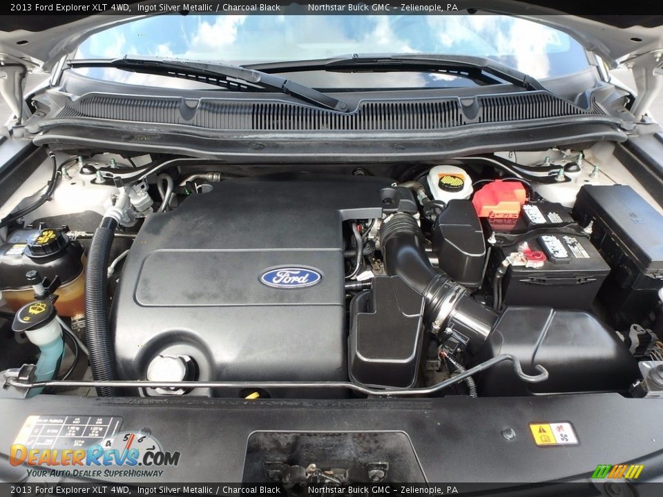 2013 Ford Explorer XLT 4WD Ingot Silver Metallic / Charcoal Black Photo #2