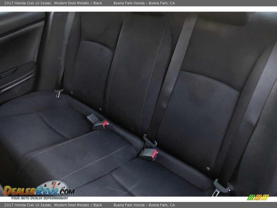 2017 Honda Civic LX Sedan Modern Steel Metallic / Black Photo #13