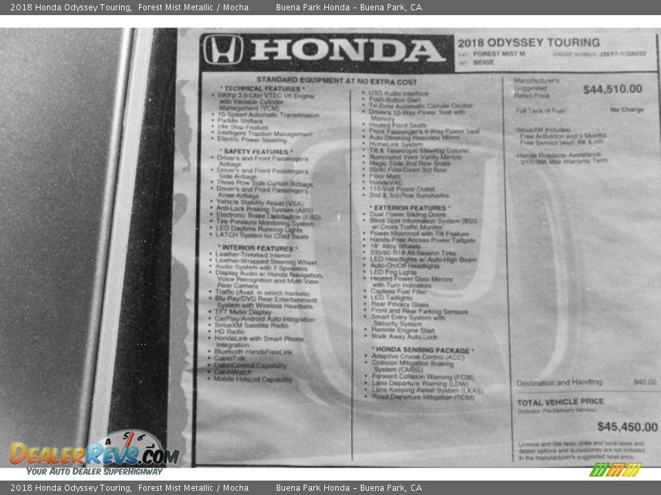 2018 Honda Odyssey Touring Forest Mist Metallic / Mocha Photo #19
