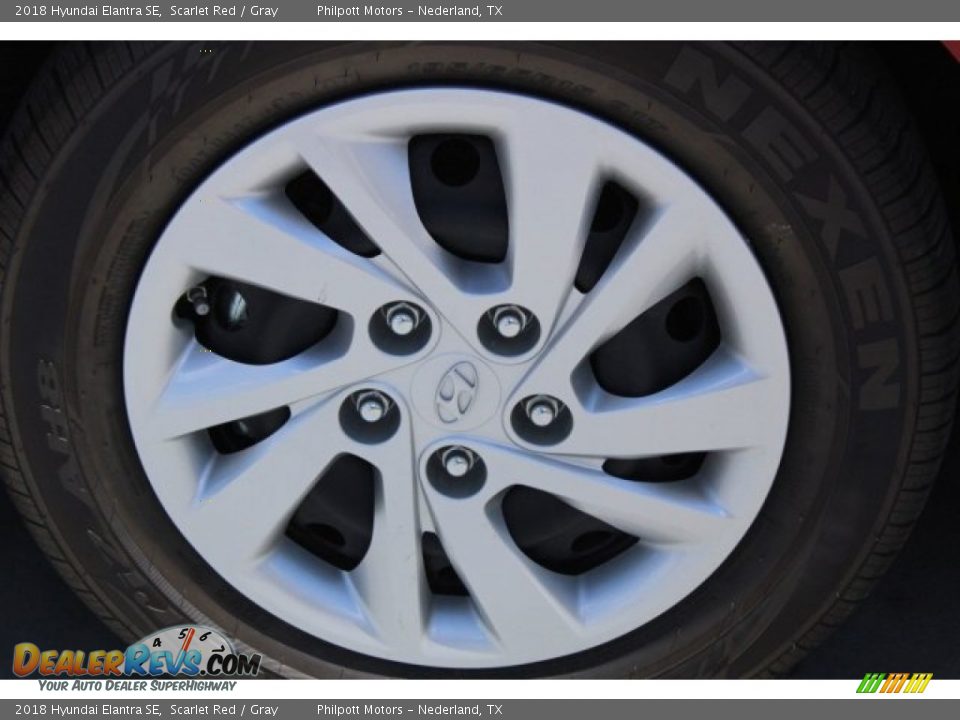 2018 Hyundai Elantra SE Scarlet Red / Gray Photo #4