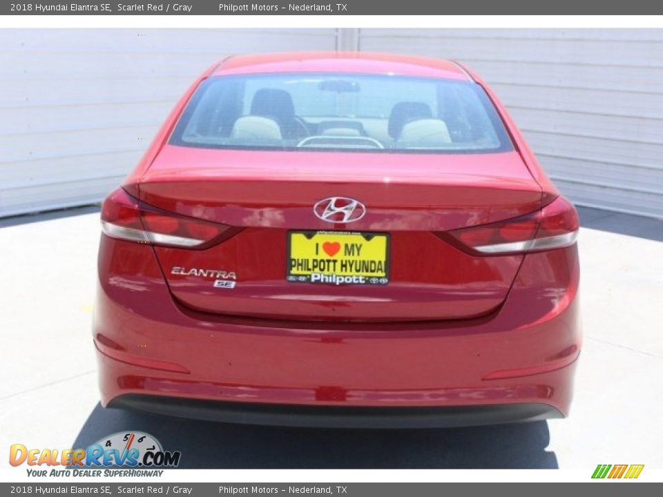 2018 Hyundai Elantra SE Scarlet Red / Gray Photo #6