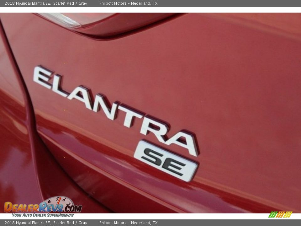 2018 Hyundai Elantra SE Scarlet Red / Gray Photo #8