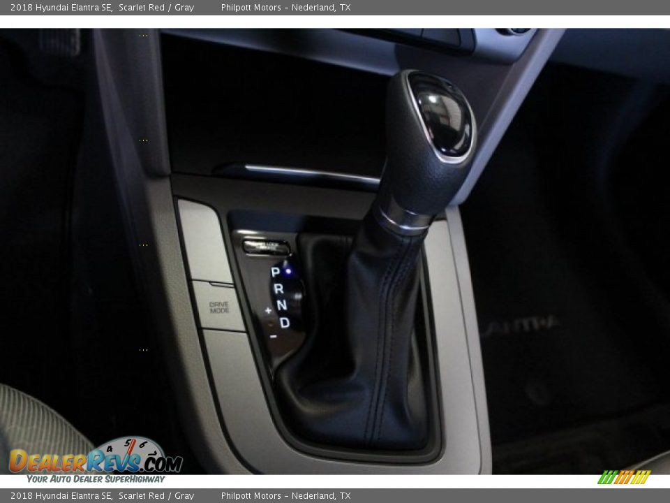 2018 Hyundai Elantra SE Scarlet Red / Gray Photo #13