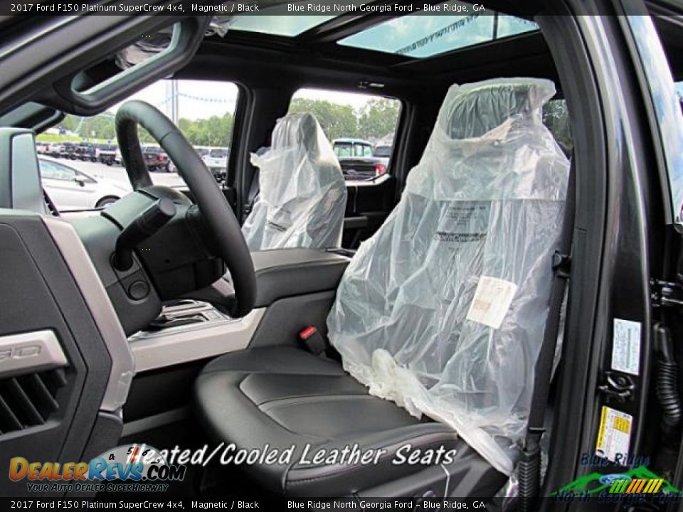 2017 Ford F150 Platinum SuperCrew 4x4 Magnetic / Black Photo #10