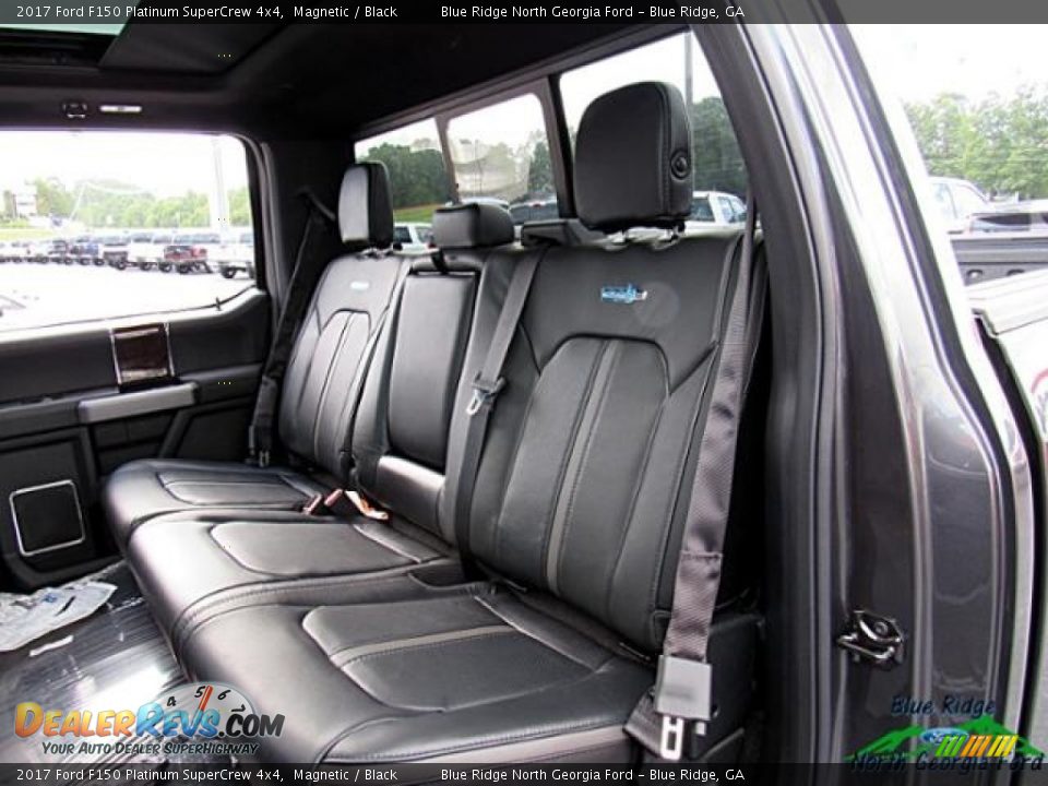 2017 Ford F150 Platinum SuperCrew 4x4 Magnetic / Black Photo #12