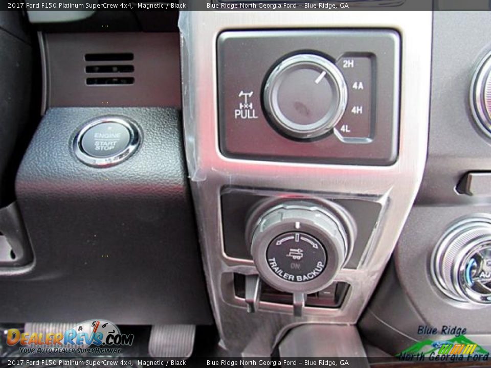 2017 Ford F150 Platinum SuperCrew 4x4 Magnetic / Black Photo #25