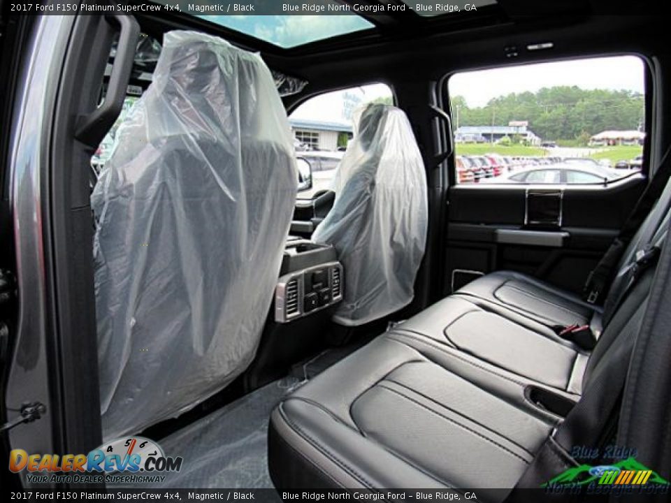 2017 Ford F150 Platinum SuperCrew 4x4 Magnetic / Black Photo #33