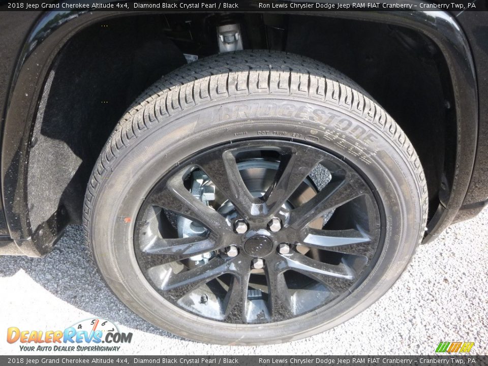2018 Jeep Grand Cherokee Altitude 4x4 Diamond Black Crystal Pearl / Black Photo #9