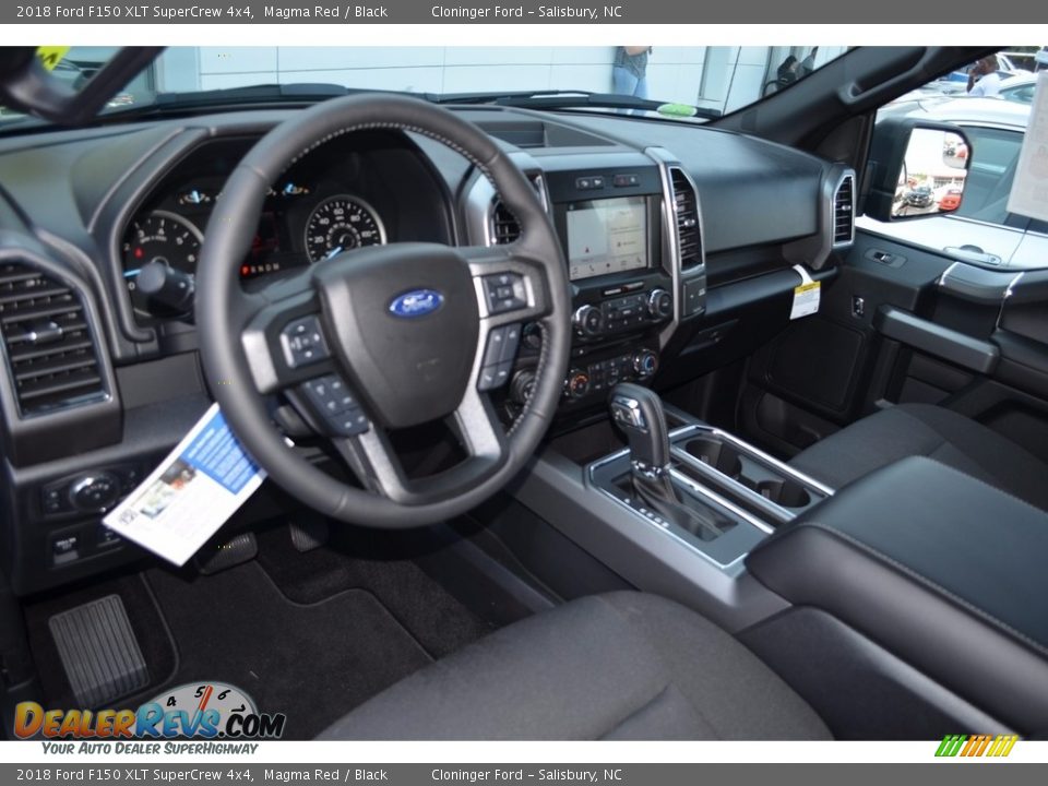 Black Interior - 2018 Ford F150 XLT SuperCrew 4x4 Photo #8