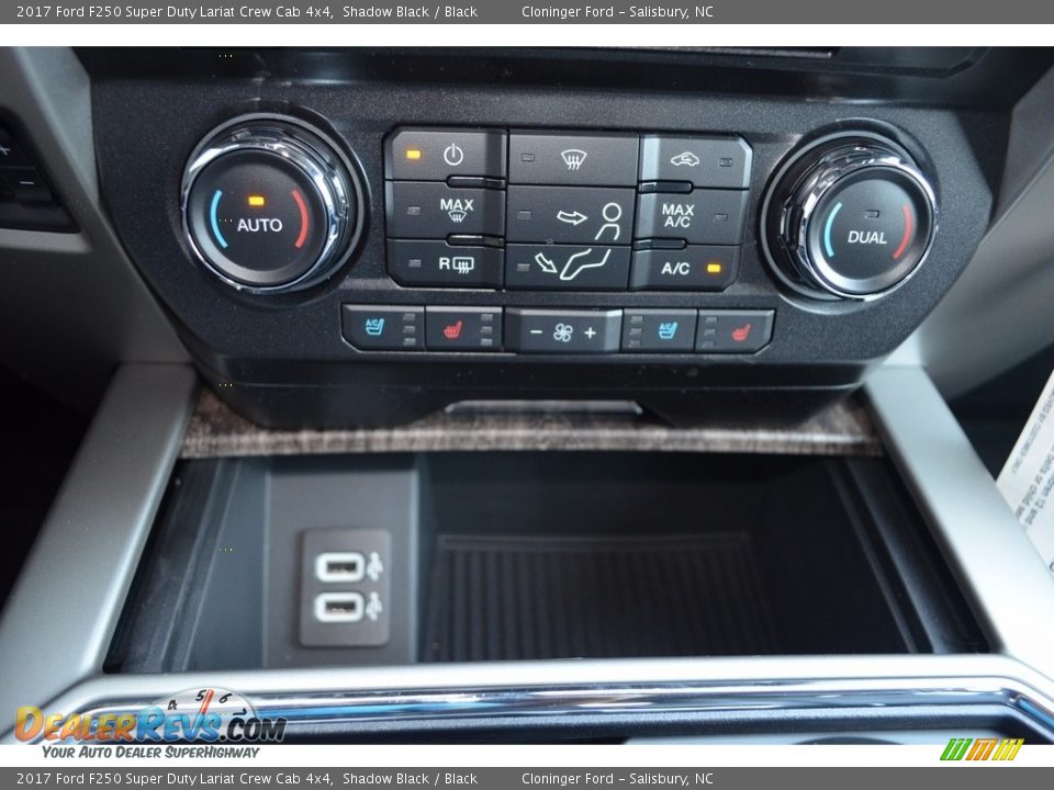 2017 Ford F250 Super Duty Lariat Crew Cab 4x4 Shadow Black / Black Photo #16