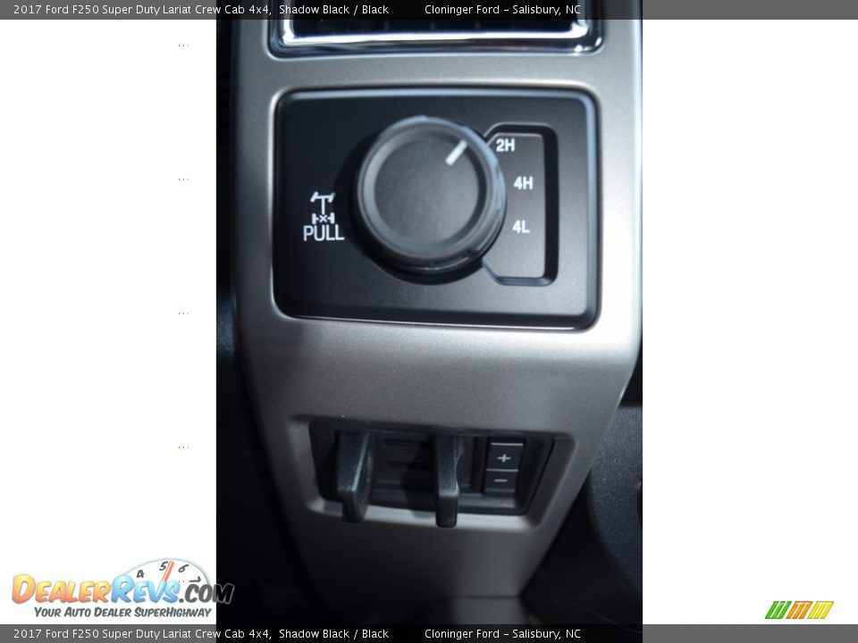 2017 Ford F250 Super Duty Lariat Crew Cab 4x4 Shadow Black / Black Photo #17