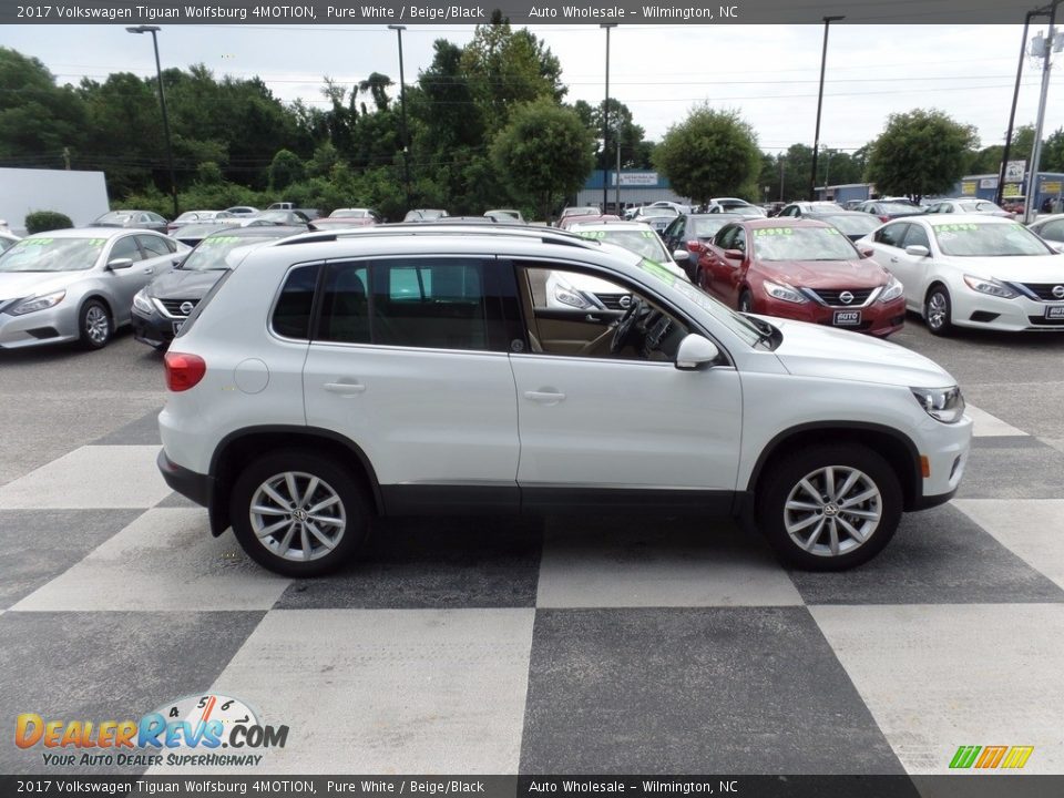 2017 Volkswagen Tiguan Wolfsburg 4MOTION Pure White / Beige/Black Photo #3