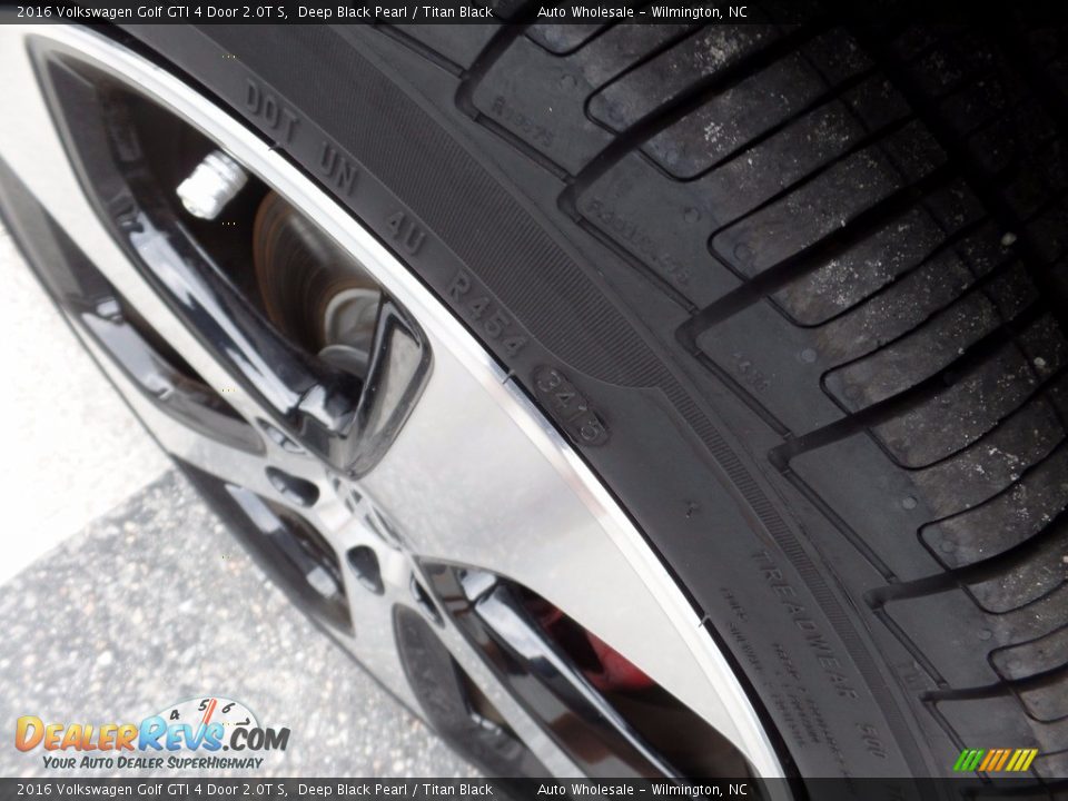 2016 Volkswagen Golf GTI 4 Door 2.0T S Deep Black Pearl / Titan Black Photo #8
