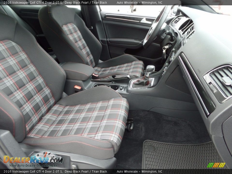 2016 Volkswagen Golf GTI 4 Door 2.0T S Deep Black Pearl / Titan Black Photo #13
