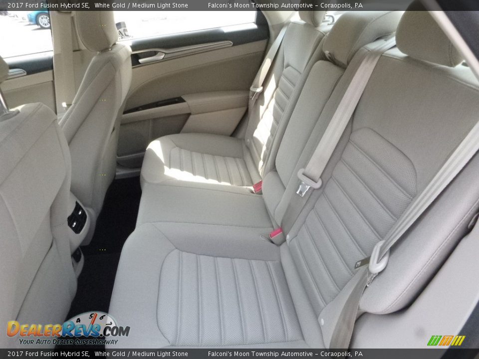 2017 Ford Fusion Hybrid SE White Gold / Medium Light Stone Photo #8
