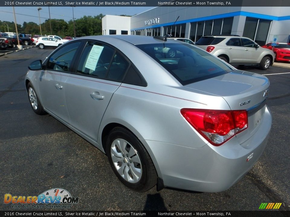 2016 Chevrolet Cruze Limited LS Silver Ice Metallic / Jet Black/Medium Titanium Photo #4