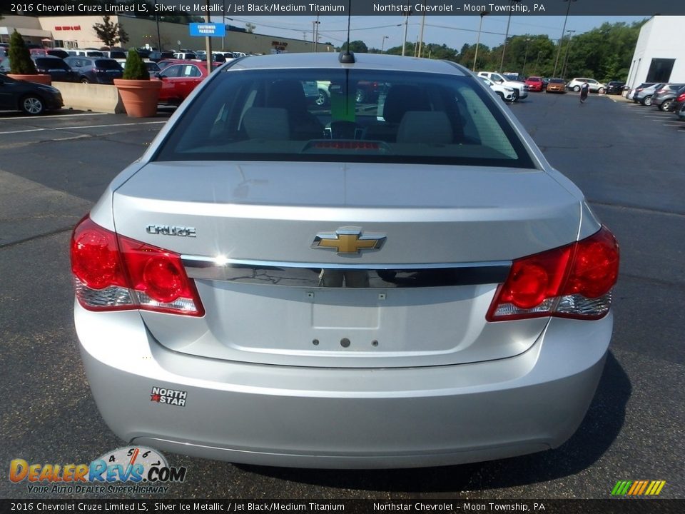 2016 Chevrolet Cruze Limited LS Silver Ice Metallic / Jet Black/Medium Titanium Photo #6