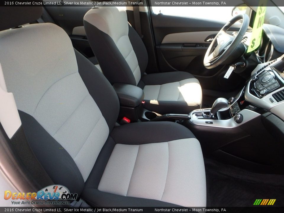 2016 Chevrolet Cruze Limited LS Silver Ice Metallic / Jet Black/Medium Titanium Photo #15