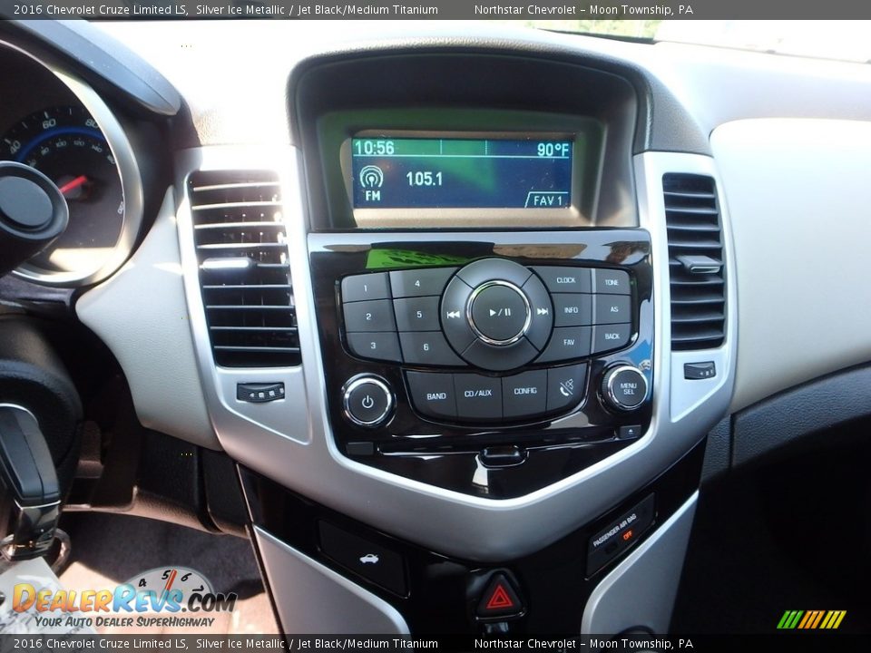 2016 Chevrolet Cruze Limited LS Silver Ice Metallic / Jet Black/Medium Titanium Photo #28