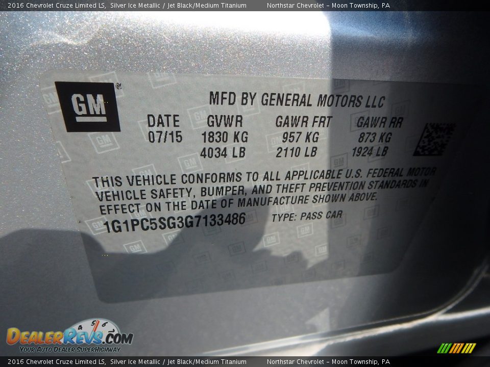 2016 Chevrolet Cruze Limited LS Silver Ice Metallic / Jet Black/Medium Titanium Photo #29