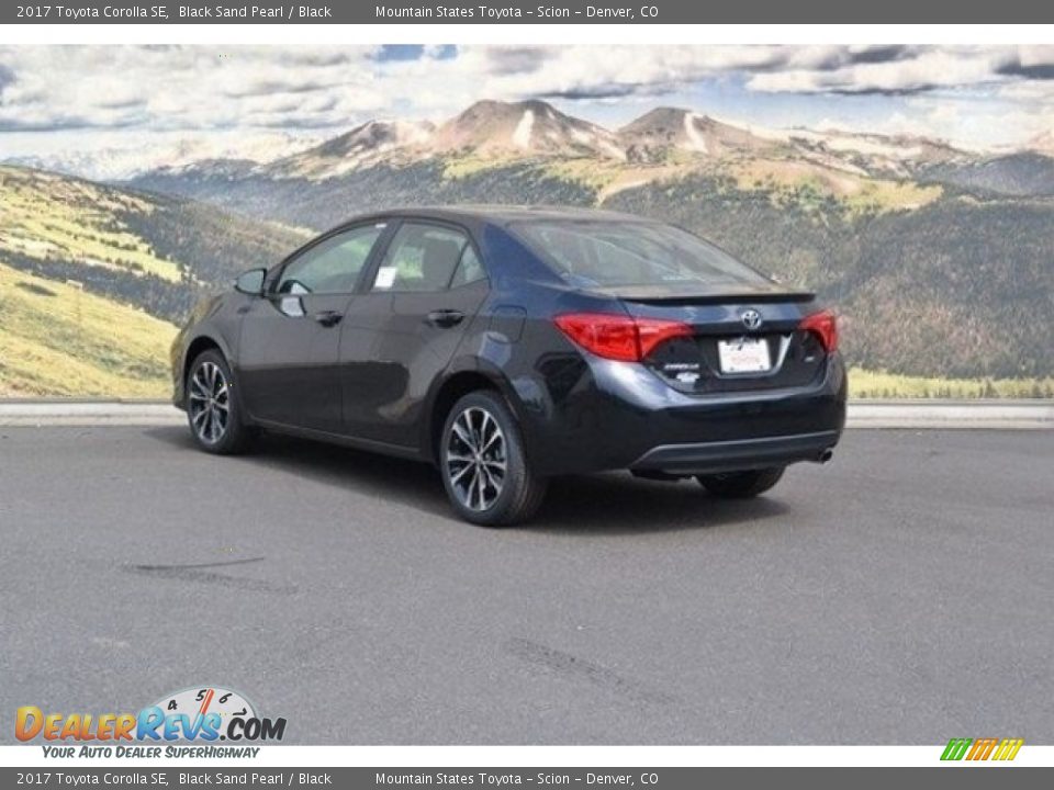2017 Toyota Corolla SE Black Sand Pearl / Black Photo #3