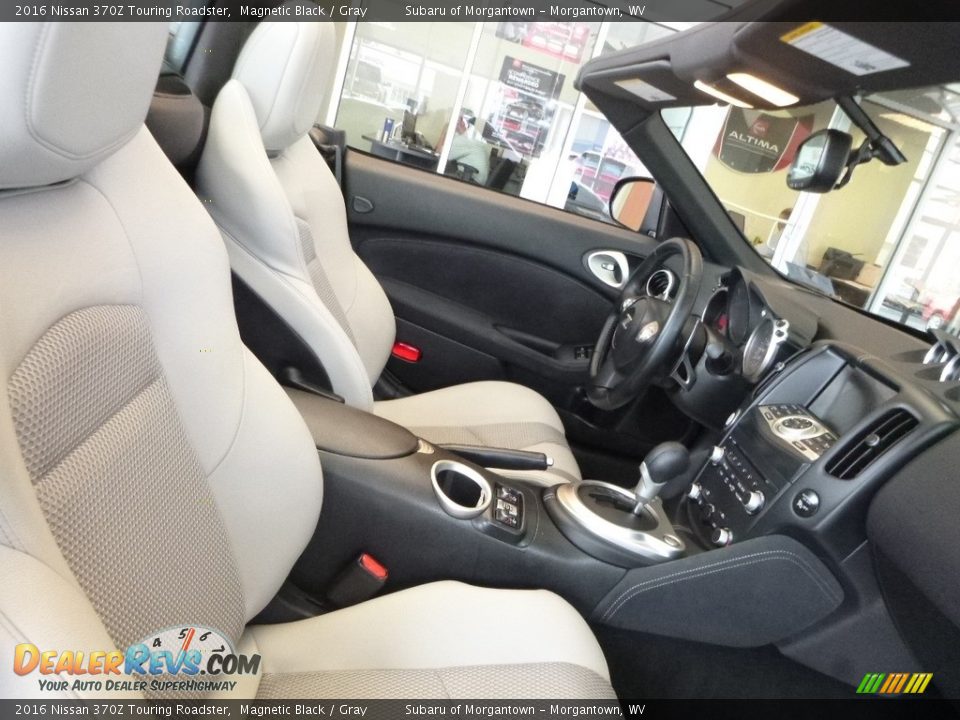 Front Seat of 2016 Nissan 370Z Touring Roadster Photo #4
