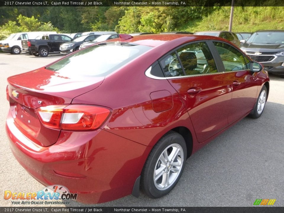 2017 Chevrolet Cruze LT Cajun Red Tintcoat / Jet Black Photo #5
