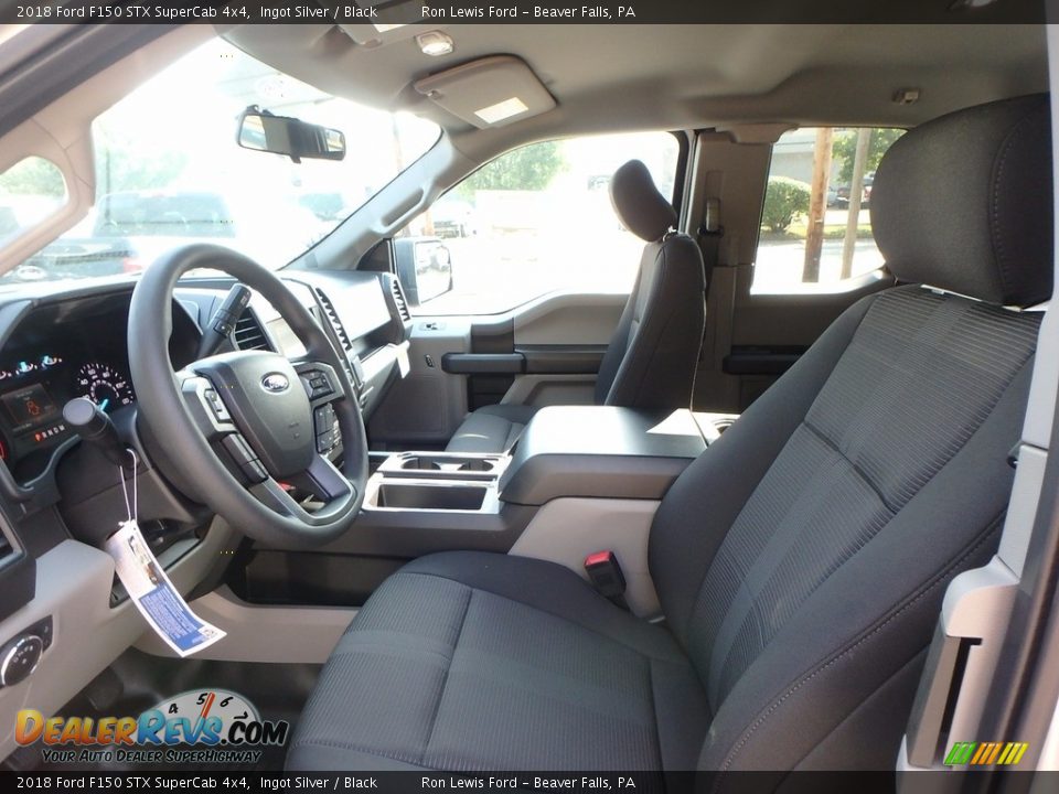 Front Seat of 2018 Ford F150 STX SuperCab 4x4 Photo #10