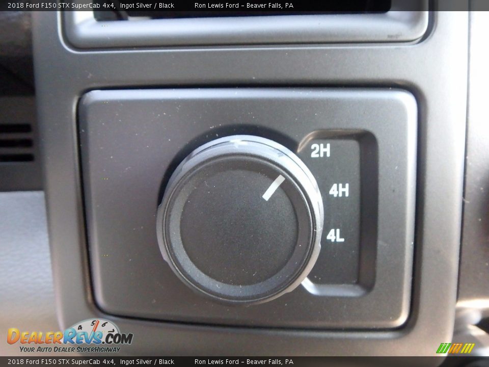 Controls of 2018 Ford F150 STX SuperCab 4x4 Photo #18