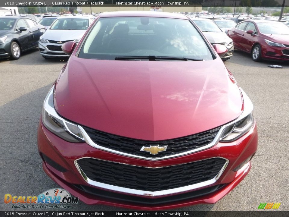 2018 Chevrolet Cruze LT Cajun Red Tintcoat / Jet Black Photo #8