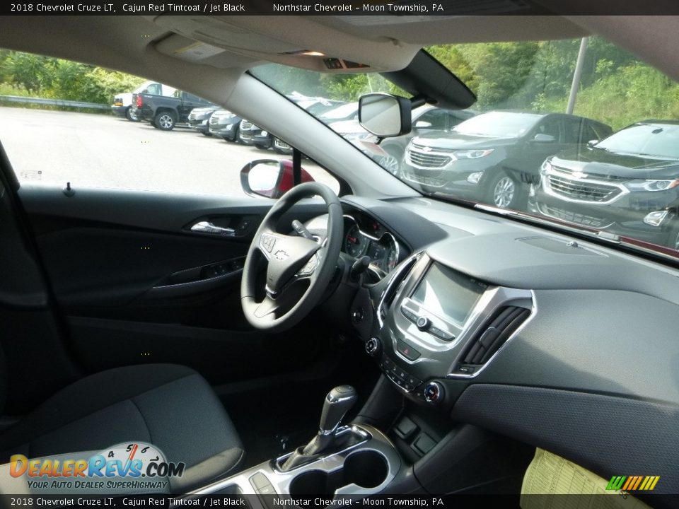 2018 Chevrolet Cruze LT Cajun Red Tintcoat / Jet Black Photo #11