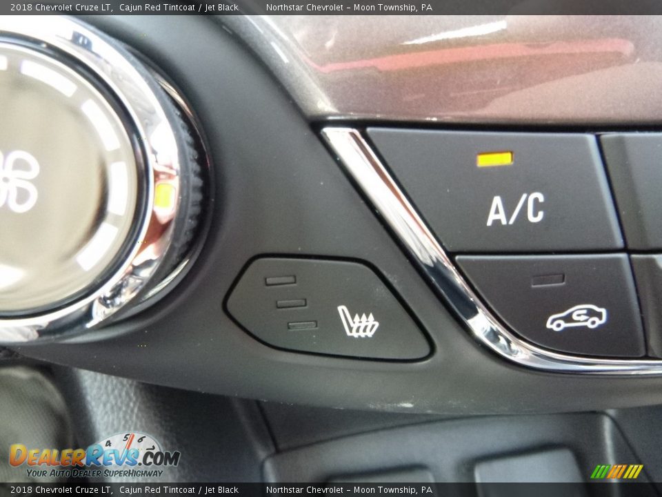 2018 Chevrolet Cruze LT Cajun Red Tintcoat / Jet Black Photo #19