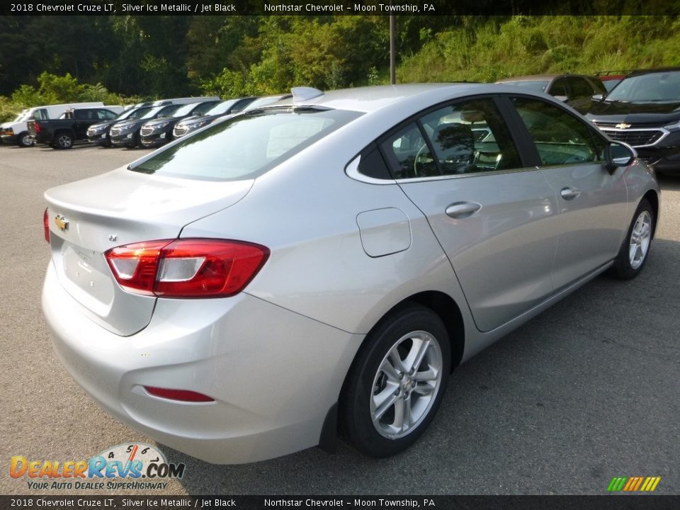 2018 Chevrolet Cruze LT Silver Ice Metallic / Jet Black Photo #5